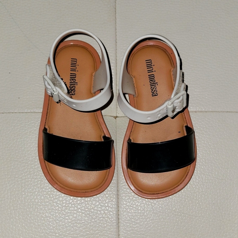 Mini melissa